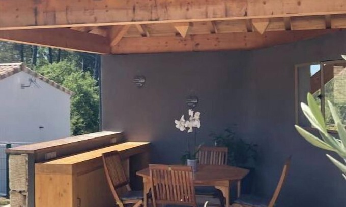 Montreal Villa | Magnifique Villa Tout Confort Dans un Cadre Unique