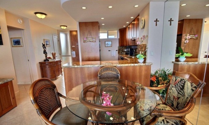 Historic Lahaina Front Street Condo | Mahana 1117 - Direct Oceanfront - Special Rates!