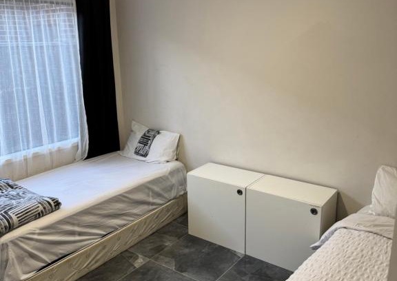 Truganina House | Mahzan on Dromana Room 2