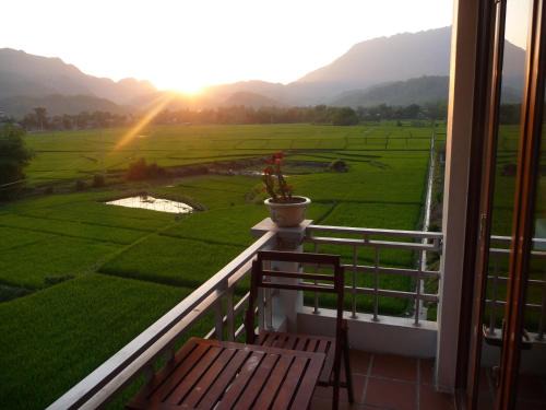 Mai Chau Hotel | Mai Chau Valley View Hotel
