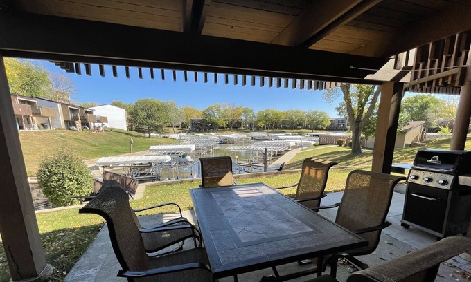 Clear Lake Condo | Main Floor Condo Fully Furnished with access to indoor pool/hot tub.