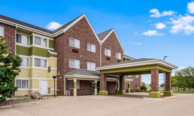 Cedar Rapids Hotel | Mainstay Suites Cedar Rapids
