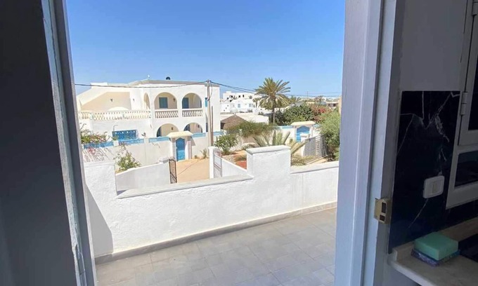 Aghir House | Maison à 10 Minutes de la Plage