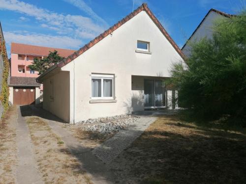Fort-Mahon-Plage House | Maison à 50m de la plage, 3 chambres, jardin clôturé, idéale en famille! - FR-1-482-85