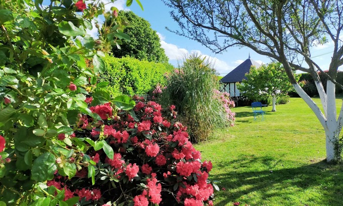 Saint-Germain-Village House | Maison 110 m² Cosy au Calme Avec Jardin de 1000 m²