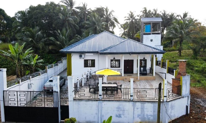 Kribi Apartment | Maison Blanche de Luma (Kribi)
