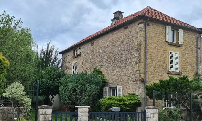 Velorcey Bed & Breakfast | Maison D'hôte Chaleureuse Avec Wi-fi et Jardin Clos