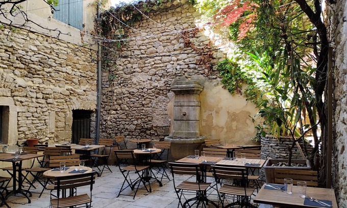 Grignan House | Maison d'hôtes Le Patio