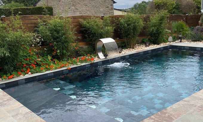 Lanloup Bed & Breakfast | Maison d'hotes la bichonnerie in lanloup PAIMPOL heated swimming pool and jacuzzi