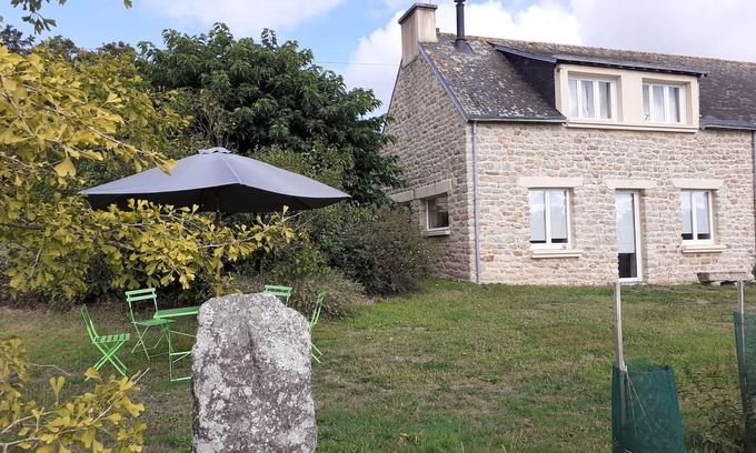 Kergouric House | Maison de Campagne Rénovée, à 3km de la Mer, Idéal Pour la Plage et la Ballade