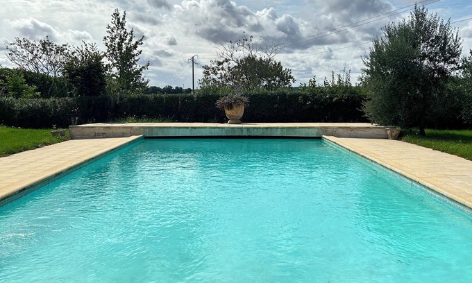 Prunay-Cassereau House | Maison de Charme, 2 Chambres Avec Piscine au Coeur du Vendômois