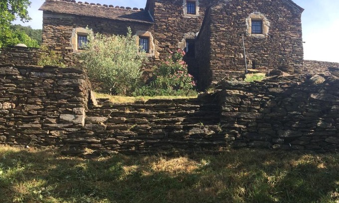 Beaumont House | MAISON DE CHARME EN ARDECHE DU SUD AVEC PISCINE