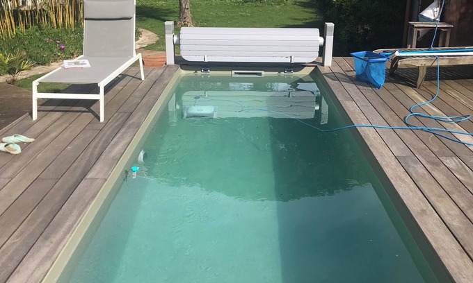 Loix House | Maison de Famille 10 Pers Avec Grand Jardin Clos et Piscine