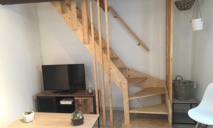 Monteux Apartment | Maison de village - Monteux centre - Provence