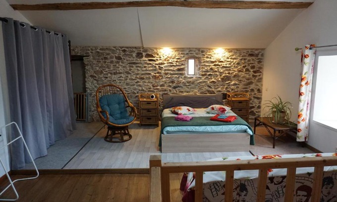 Bouguenais House | Maison Entre Terre Et Pierre, proche Nantes aéroport