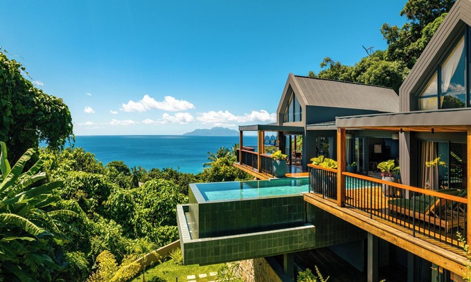 Glacis Villa | Maison Gaia Seychelles, unobstructed views over the ocean and into the sunset