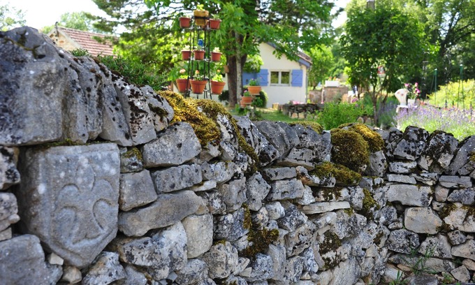 Bach House | Maison Indépendante Dans un Petit Village Typiquement Quercinois