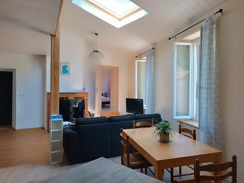 Luc-en-Diois Apartment | Maison meublé au centre de Luc