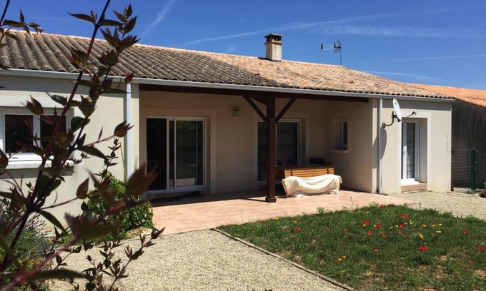 Longeville-sur-Mer House | Maison neuve avec jardin, plage à 1.5km, animaux acceptés, équipements familiaux et sportifs - FR-1-336-100