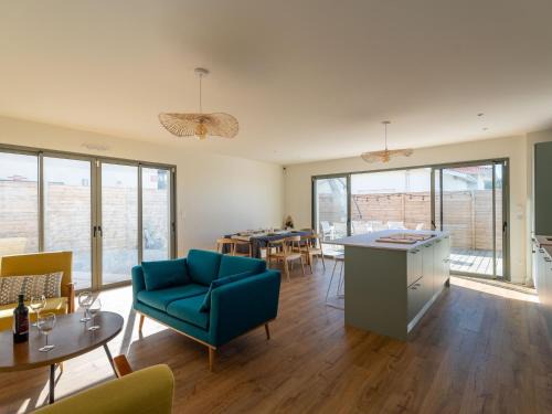 Biscarrosse Plage House | Maison neuve proche océan, terrasse, parking, 8 pers - FR-1-319-585