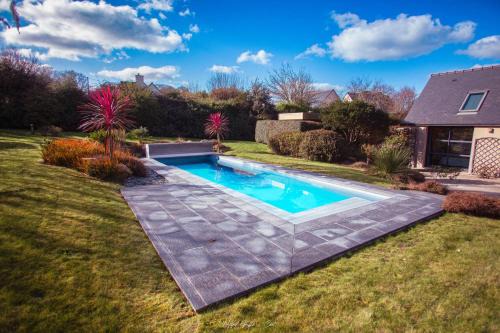 Penvenan House | Maison pour 10, avec un grand jardin et une piscine