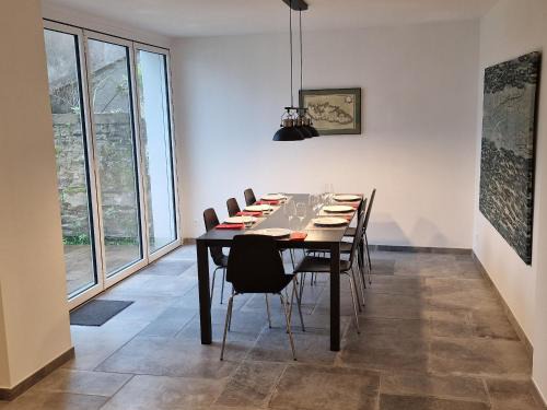 Groix House | Maison rénovée cœur de Groix, 9 couchages - FR-1-813-13