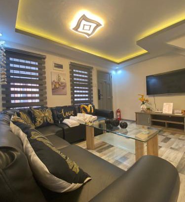 Clark Apartment | MAJESTIC 2 BR TOWNHOUSE - near AQUA PLANET & CLark Airport - TRP8