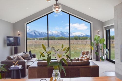 Ben Ohau House | Majestic Mountain Retreat