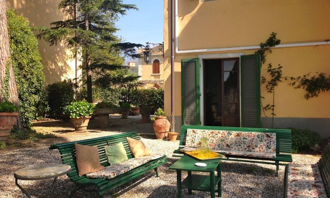 Calci Villa | Major Tuscan art cities and lovely beaches are at less than 1 hour driving