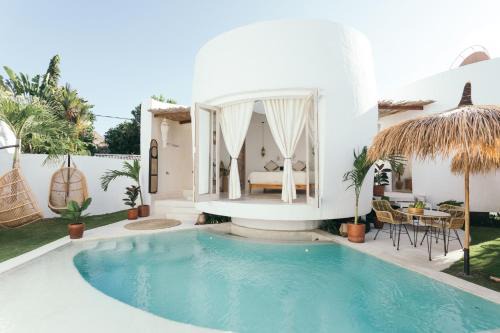 Canggu Bed & Breakfast | Makaii Tiny Villas with private pools
