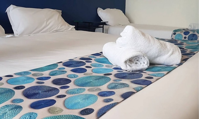 Six-Fours-les-Plages Hotel | Make Your Trip More Enjoyable! Near Fregate Beach with Private Parking!