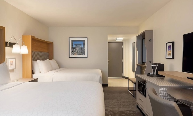 Fort Worth Hotel | Making The Best Memories Along The Way! Classy Unit, Indoor Swimming Pool!