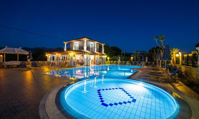 Roda Hotel | MAKIS STUDIOS