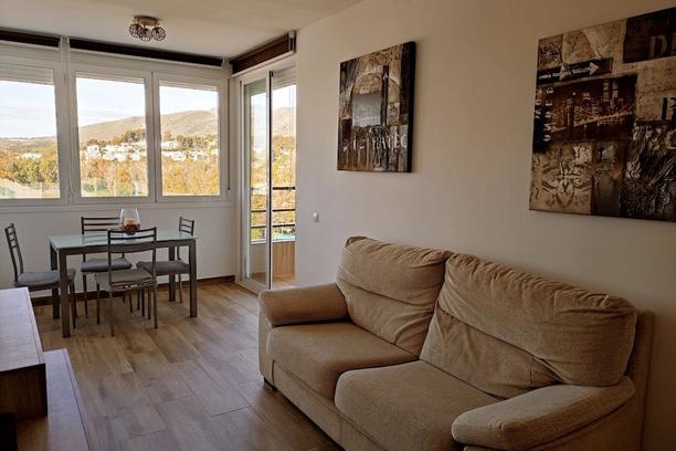Torremolinos Apartment | Malagueña Views