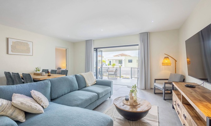Marie Pampoen Apartment | Mambo To Be, Mambo Beach