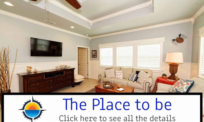 Safe Harbor House | MAN CAVE GARAGE ! Great for 2 couples or a small family. Ground Floor. Shared Pool. King bed