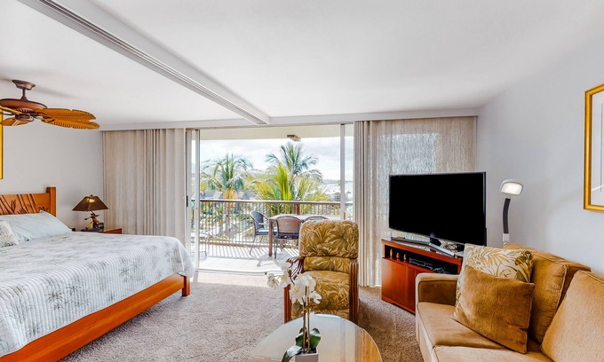 Kihei House | Mana Kai Maui Resort condo with private W/D & WiFi - beaches & beyond