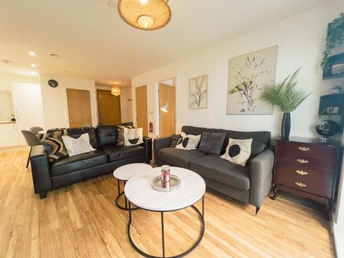 Trafford Apartment | Manchester Waterside Retreat