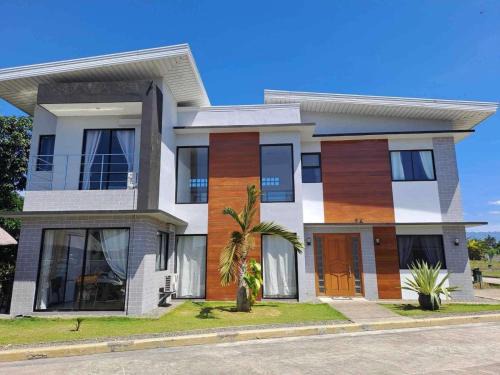 Basdiot Villa | Mango Prima
