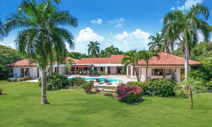 Casa de Campo Villa | Mangos 11a: Luxury retreat, pool, staff & golf cart