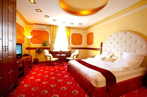 Slavija Hotel | Manjež Centar