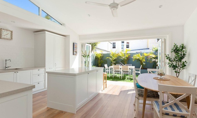 Manly House | Manly Seaside Cottage