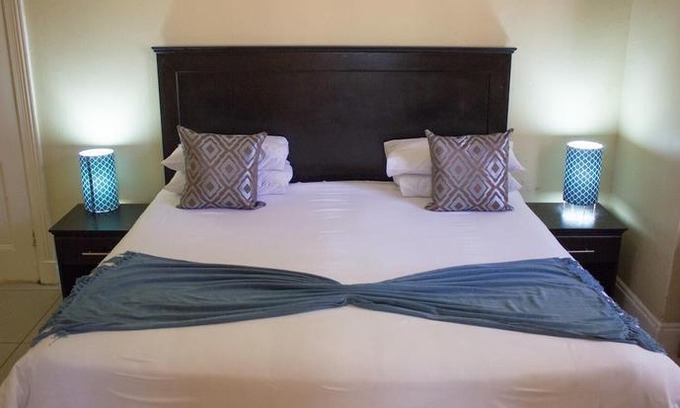 Sunnyside Bed & Breakfast | Maple's Guest House