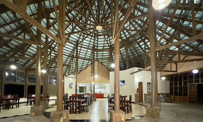 Maasai Mara Hotel | Mara Empiris Safari Camp