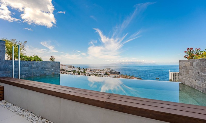 Los Gigantes Apartment | Maravilloso Triplex con Pisicna Privada, Jacuzzi y Sauna en los Gigantes