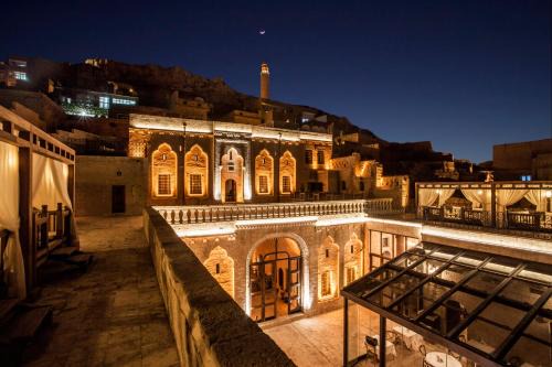 Artuklu Hotel | Mardius Tarihi Konak