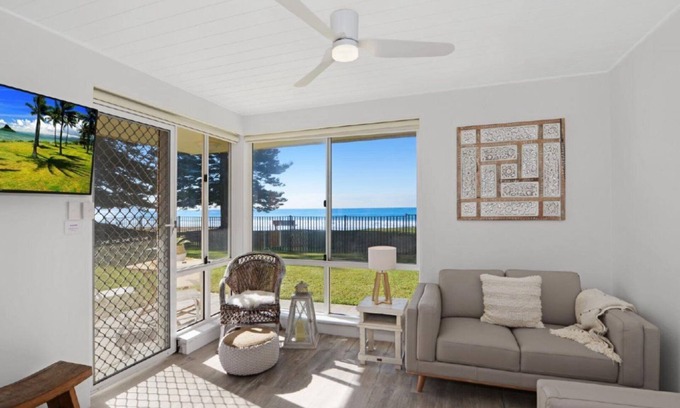 Avoca Beach Apartment | Marese 1 - Groundfloor Beachfront Unit