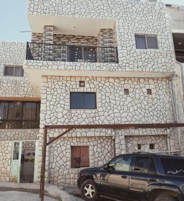 Wadi Musa Apartment | Margaret from Petra cave house