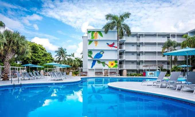 Seven Mile Beach Resort | Margaritaville Beach Resort Grand Cayman – All Inclusive
