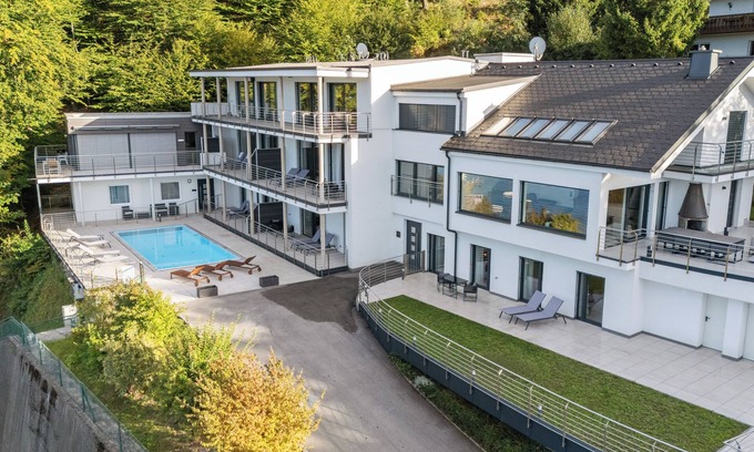 Maria Woerth Apartment | Maria Blick Lake View Apartments